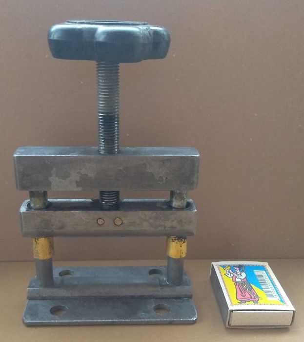 Тиски Струбцина Зажим - Качественный военный немецкий инструмент Рейх