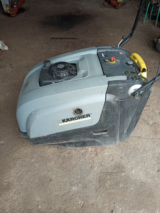 Zamiatarka Karcher KM 75/40 W