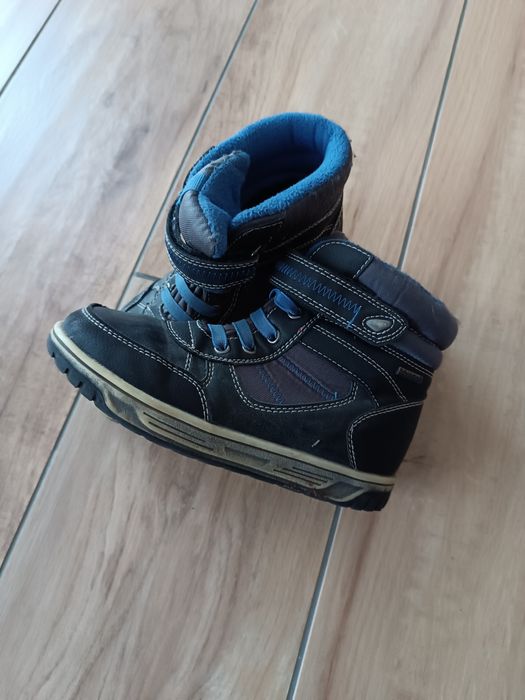 Bardzo ładne buciki Cortina na jesień r 30