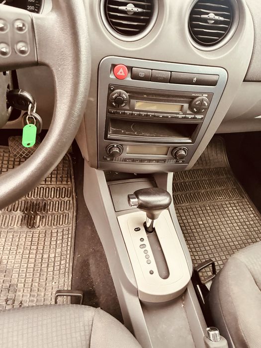 seat ibiza rok 2007 poj 1,4 przeb 143tys  klimatronik AUTOMAT SUPER STAN