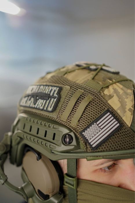 Комплект FAST тактичний шолом ФРАНЦІЯ + кавер + навушники + ліхтарик