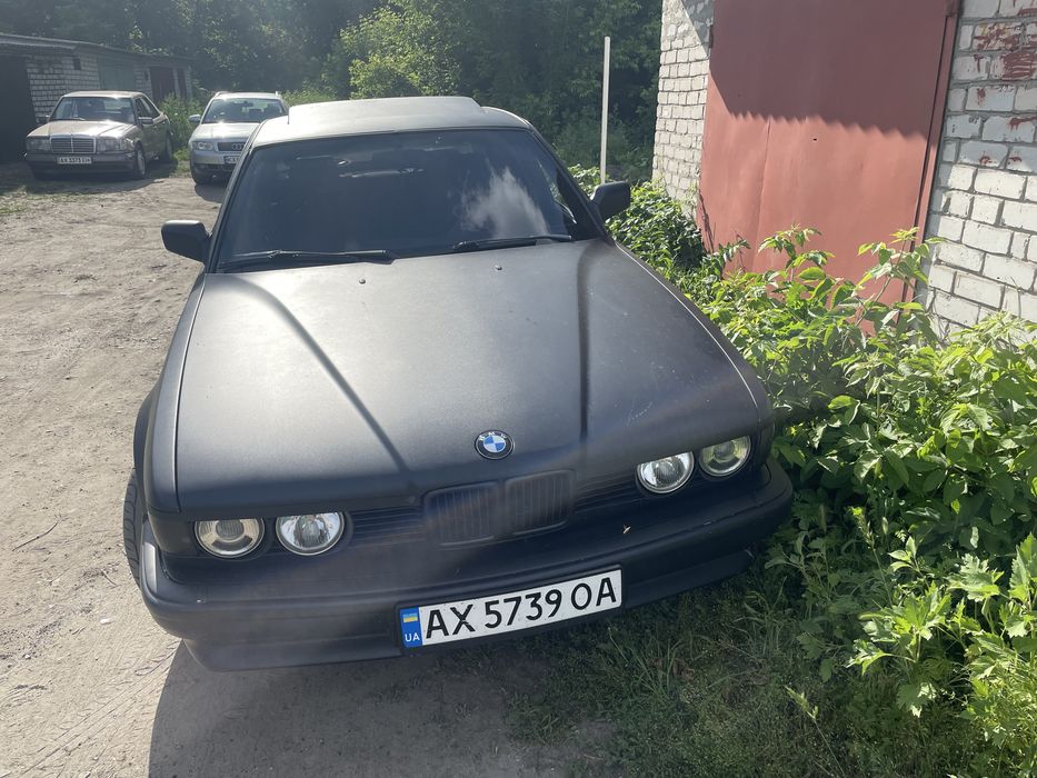 Продам бмв е32  либо обмен