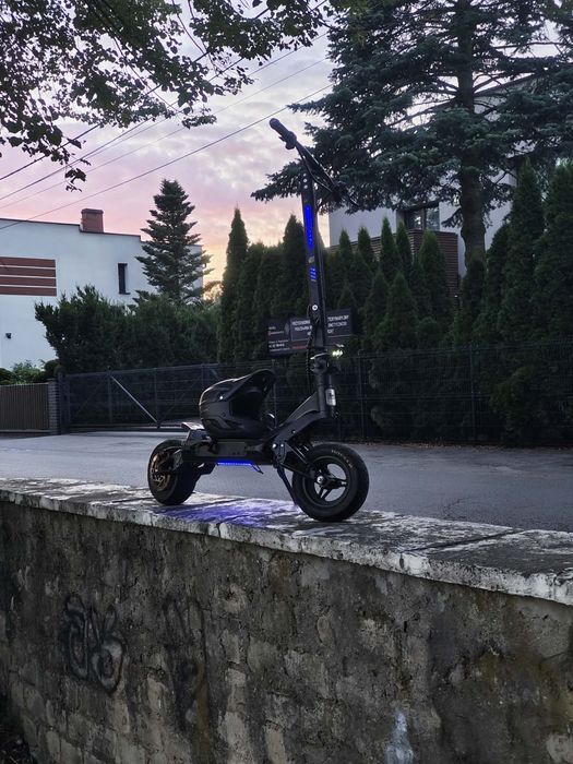 Kukirin g3 pro.