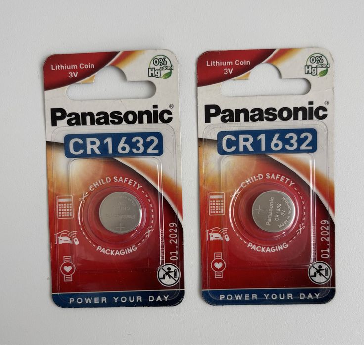 Duas pilhas 1632 Panasonic (oferta de 1 Energizer)
