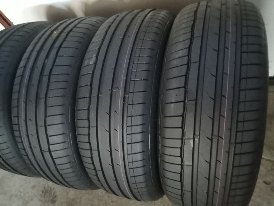 Sprzedam 4 opony 235/55/19 nowe