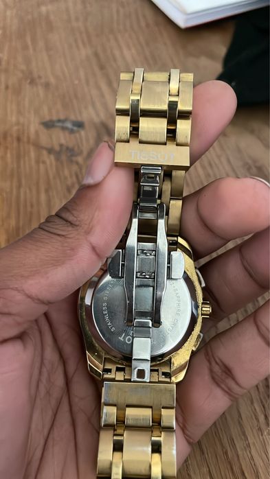 Relogio de marca tissot