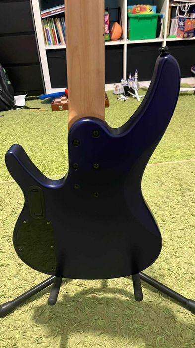 Gitara basowa Washburn BB5 5-strun
