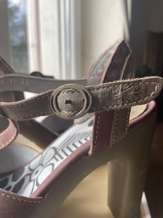 Sandalias fly london
