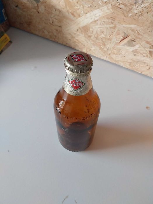 Garrafa de vidro antiga Cerveja Cristal