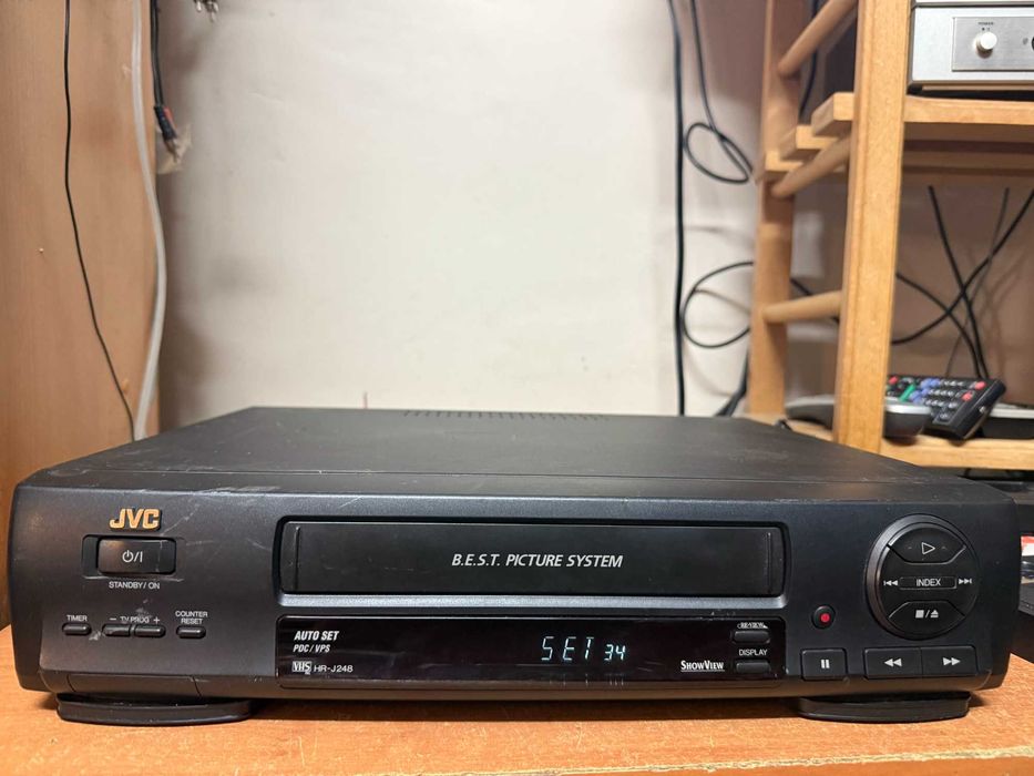 Magnetowid VHS JVC HR-J248