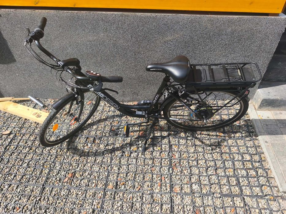Rower elektryczny Czytaj dobrze opis .