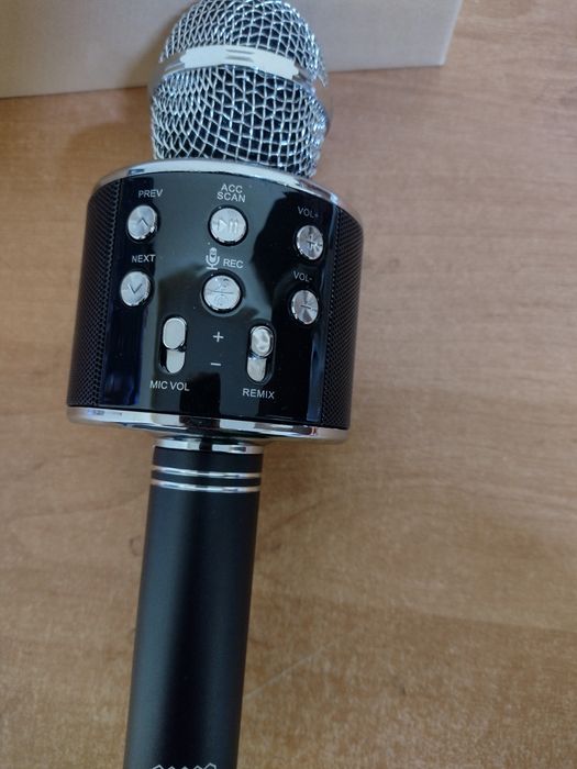 Mikrofon z wbudowanym głośnikiem Bluetooth