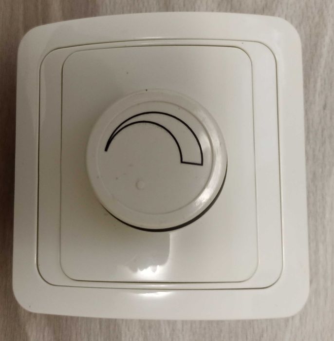 Ściemniacz oświetlenia regulator obrotowy Włącz / Wyłącz Potencjimetr