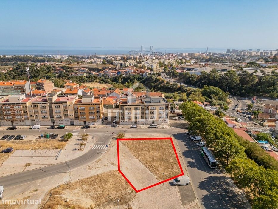 Terreno Urbano para Construção
