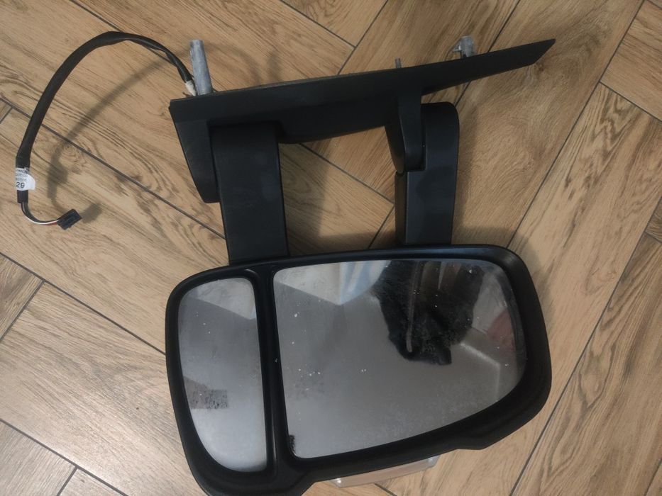 Lusterko do busa prawe