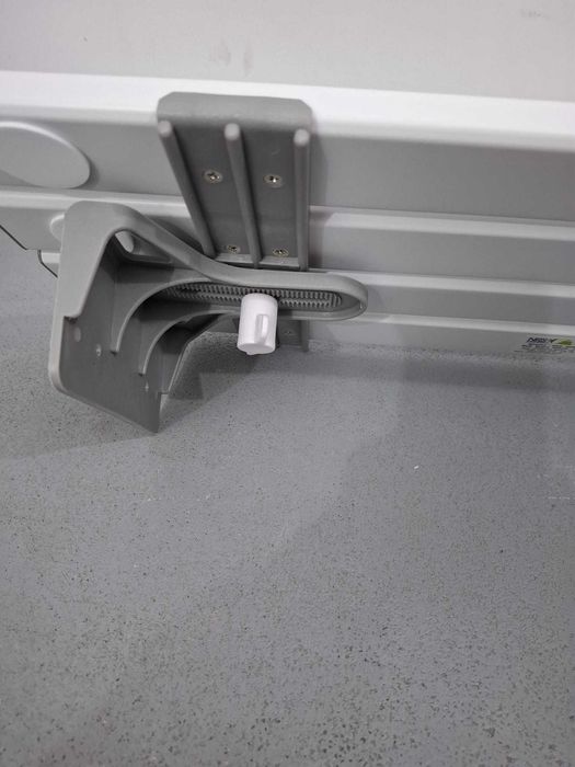 NRS Healthcare Slatted Bath Board, 660 mm / 26 cali, biały nowy