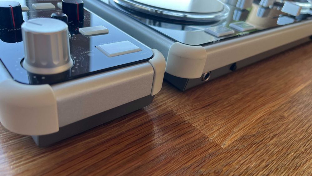 Kontroler DJ Vestax VCI-300 + Vestax VFX-1 + pokrowiec OrtofonDJ