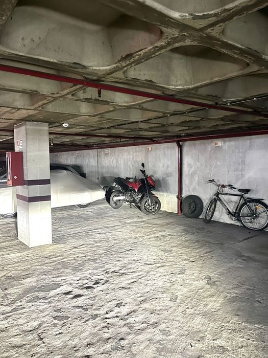 Lugar de garagem Oliveira Monteiro