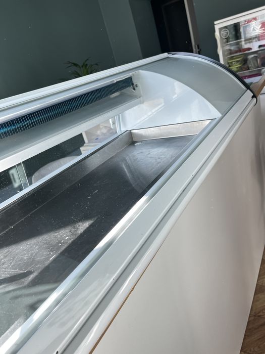 Lada chlodnicza sushi showcase