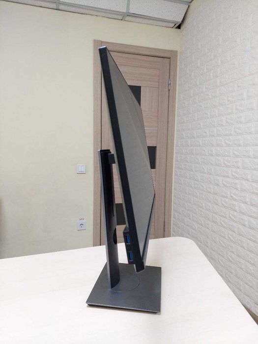 Монітор DELL P2419 24" FullHD IPS DP/HDMI/VGA+кабель DP+ мережевий