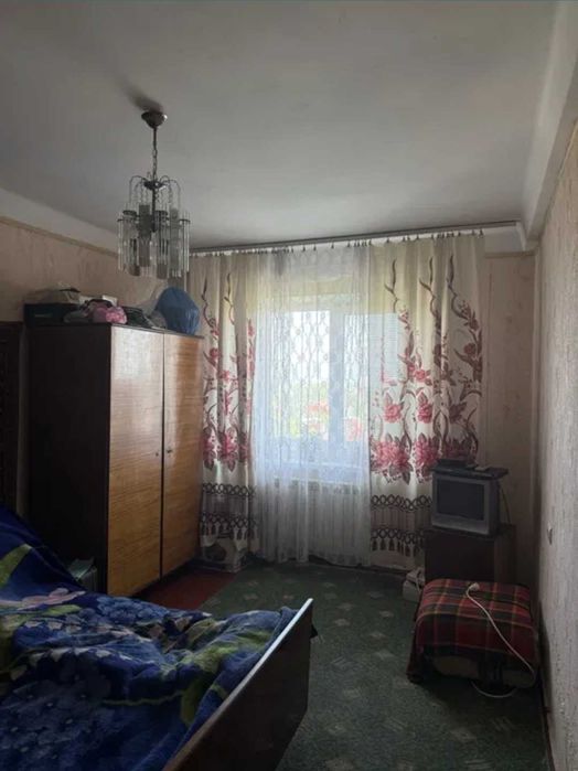 ПРОДАЖ центр Боярки двохкімнатна вулиця Білогородська 144