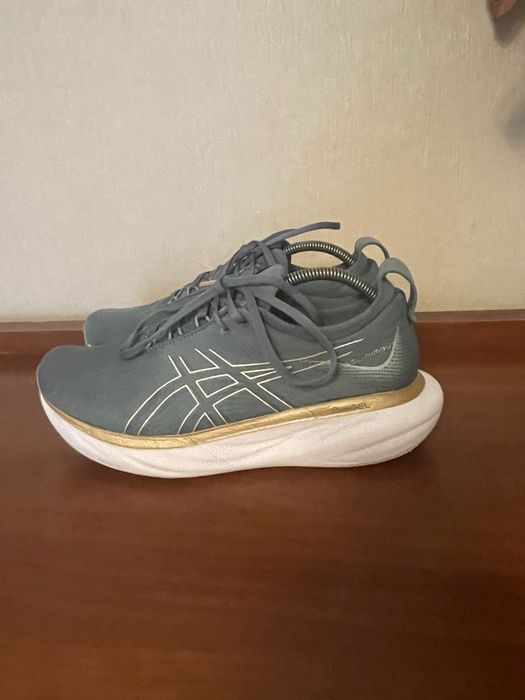 Asics Gel -Nimbus , розмір 41,5