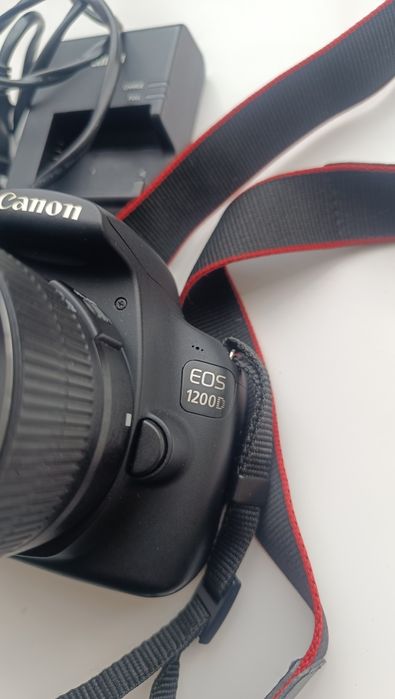 Canon 1200D com lente e bolsa original 18.1mpx full hd