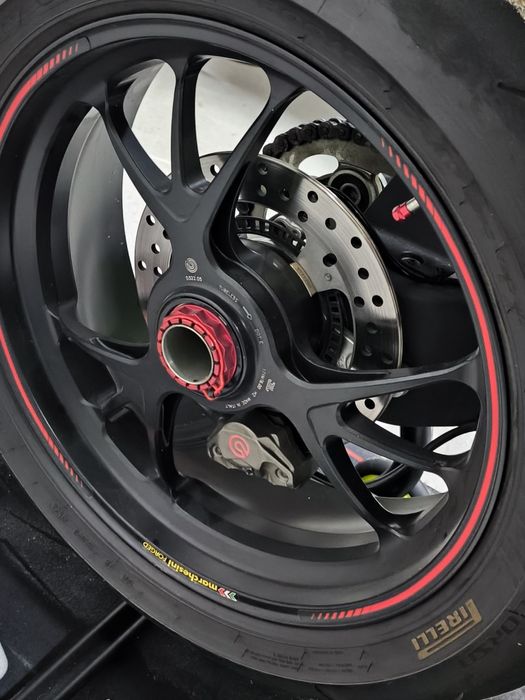 Ducati Streetfighter V4S