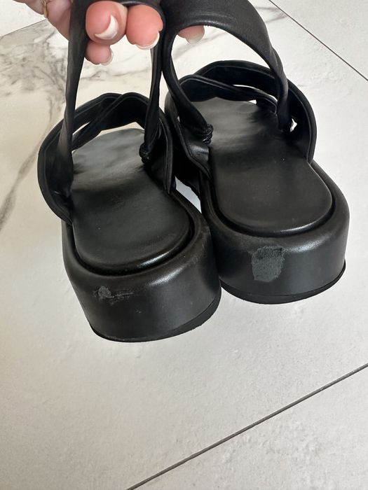 Prada Босоніжки/сандалі