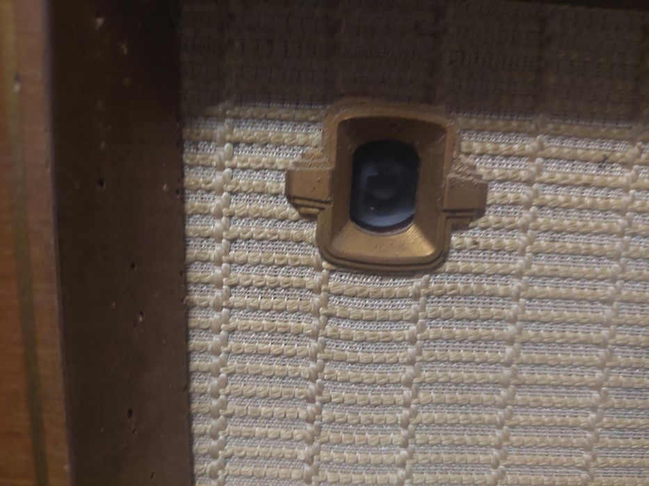 Radio antigo em bom estado a funcionar