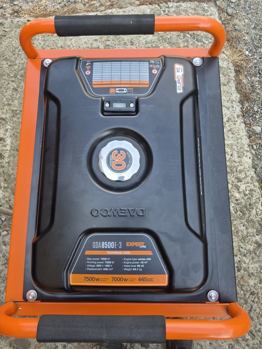 Agregat prądotwórczy Generator DAEWOO GDA 8500E-3 7.5kW 18KM 400V E-start