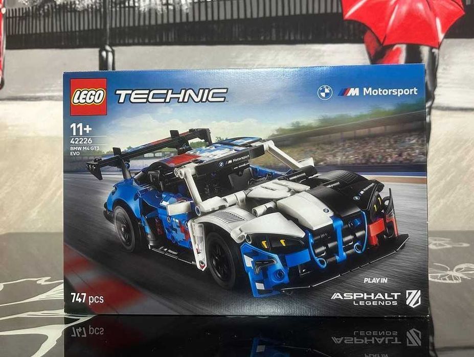 Конструктор LEGO Technic 42226 Автомобіль для перегонів BMW M4 GT3 EVO
