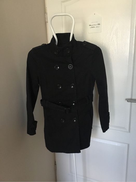 Czarny trench z Primark