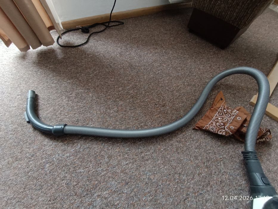 Odkurzacz Hoover Breeze (model BR71_BR10011)
