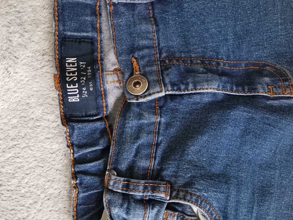 Jeansy chłopięce rozm. 152