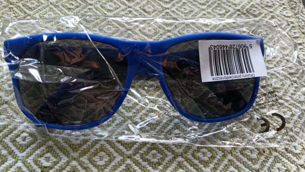 Okulary przeciwsłoneczne nowe żółte i niebieskie