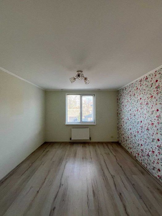 Частина будинку в центрі міста