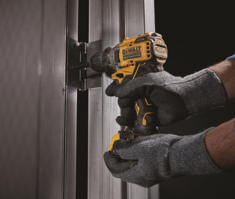Безщітковий шуруповерт DEWALT DCD701B 12V MAX