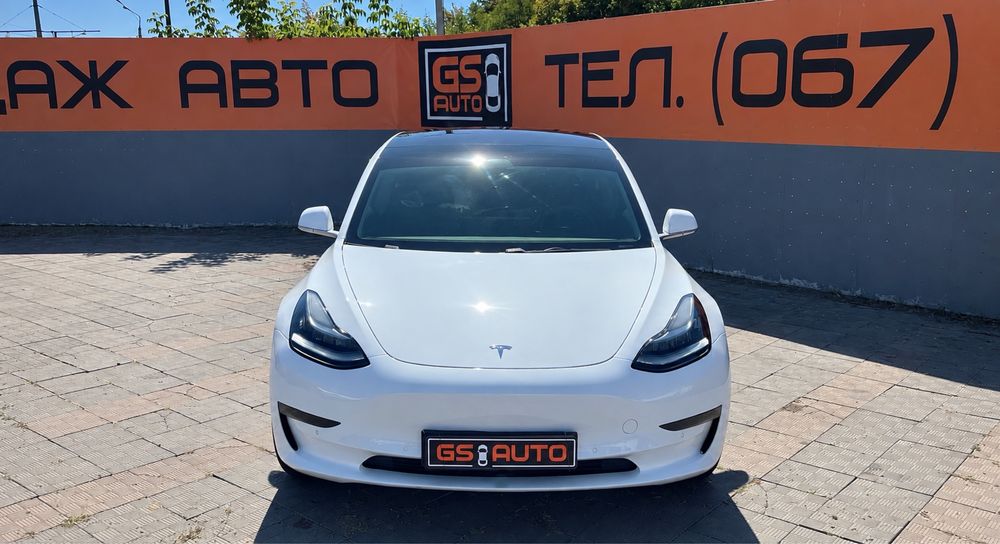 Продам Tesla 3.
