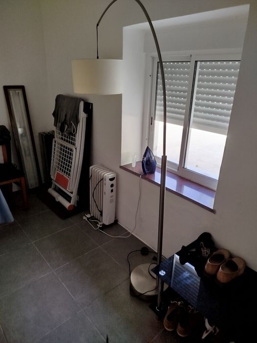 Candeeiro de pé como novo