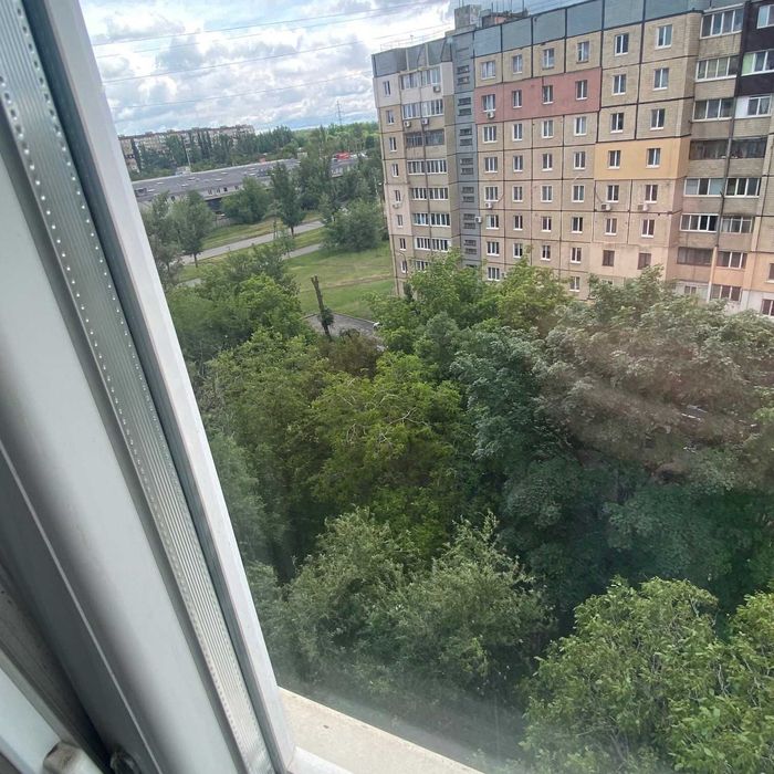 Продається  3-х кімнатна квартира