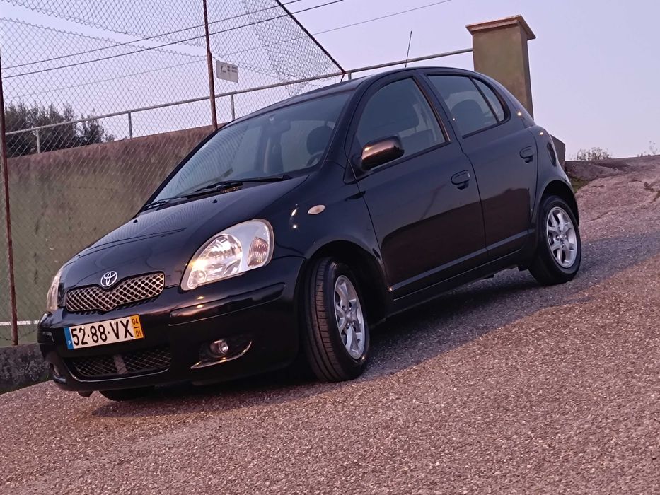 Toyota Yaris 1.0 VVT-i.69CV.Como Novo! 144.589Kms!Negociável-URGENTE!