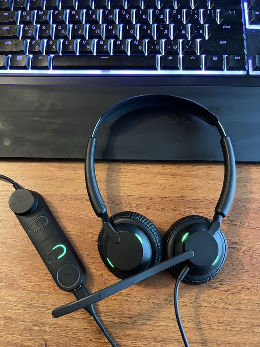 Професійна гарнітура Jabra Engage 50 II з адаптером USB-A/C