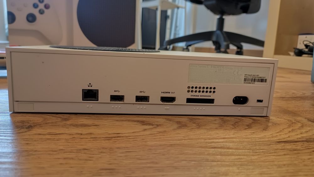 Xbox Series S 512 GB com 2 comandos