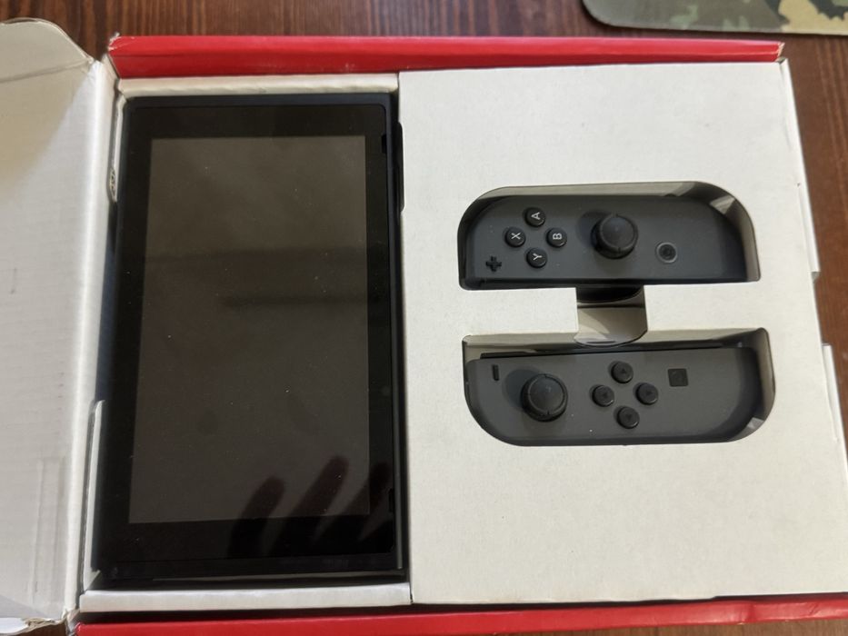 Продам Nintendo switch