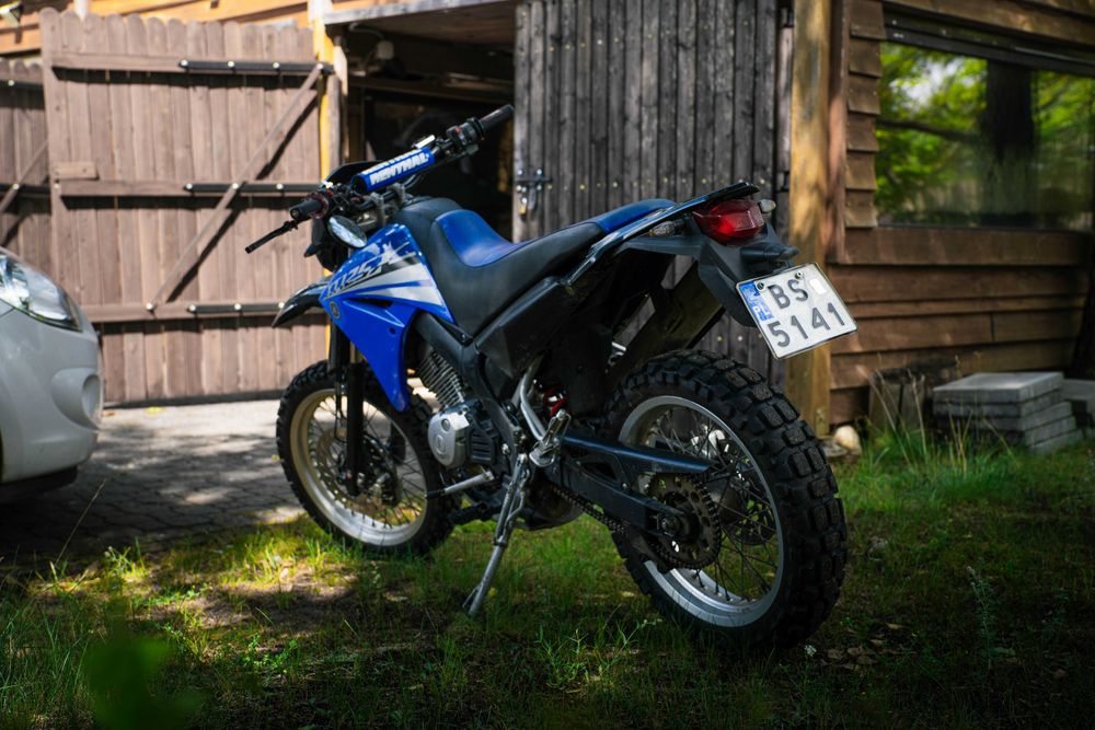 Motocykl Yamaha XT125 - [enduro, cross, supermoto]