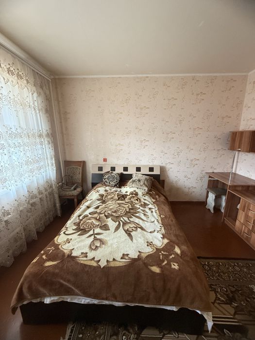 Продам квартиру Песочин