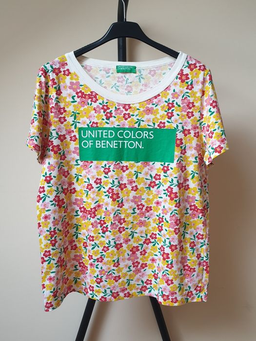 T-shirt w kwiatowy wzór United Colors of Benetton