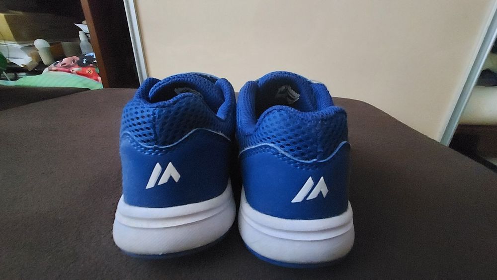 Buty sportowe, adidaski martes r. 30