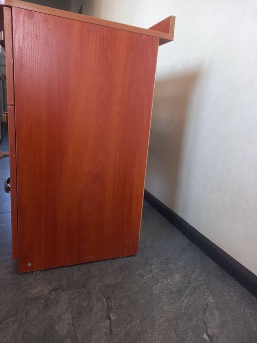 Письменный  стол